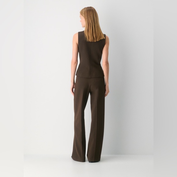 NWT - Aritzia The Effortless Pant - (Re)ssential - Heather Rich Cocoa - Size 6 - Picture 5 of 10